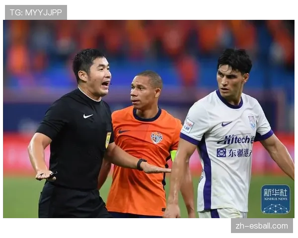 青岛福建本赛季前两次交手各胜一场 分差分别为30分和9分 青岛福建本赛季前两次交手各胜一场 分差分别为30分和9分